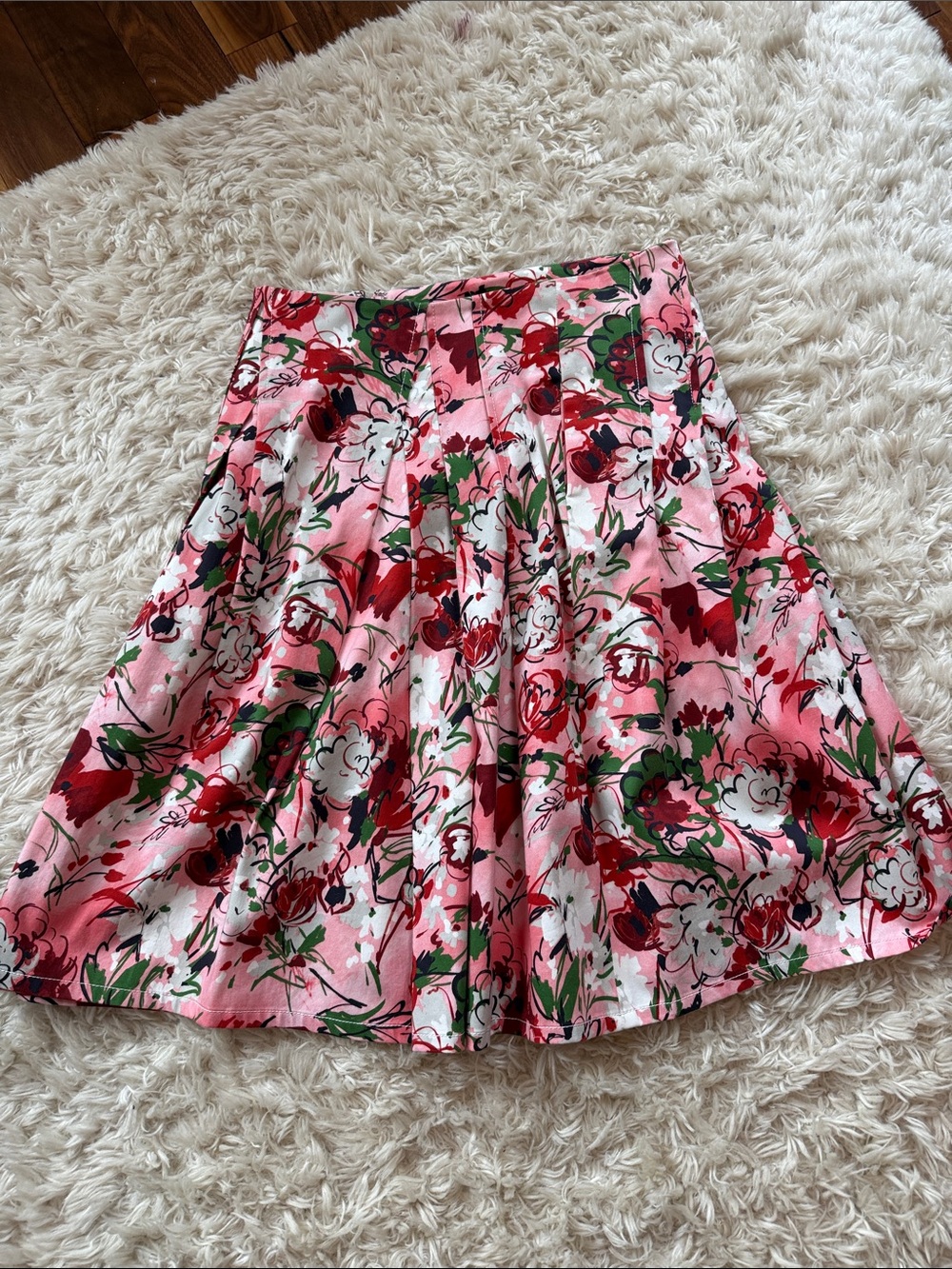 EUC Carolina Herrera Archive collection skirt.